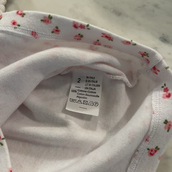 Brandy Melville Floral Print Button Up Scoop Neck Top - Picture 5 of 6